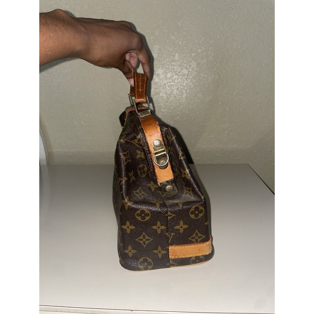 LOUIS VUITTON Antique Monogram Doctor Bag RARE Vintage - Picture 2 of 15